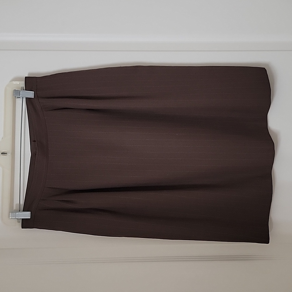 Kasper Size 12P Brown with Light Gray Stripe Pencil Skirt, Gently Used Condition